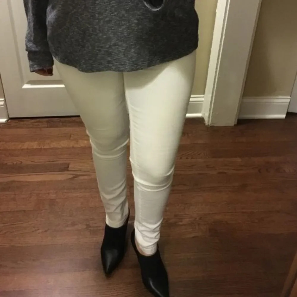Zara Basic Denim - Picture 4 of 8